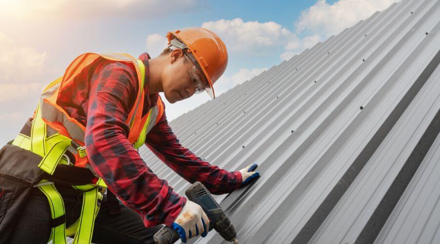 Expert top industrial roofings services in Fort Peck, MT
